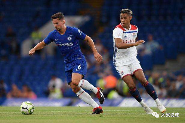  莱斯特城蓝狐出击客场战胜狼队止颓势