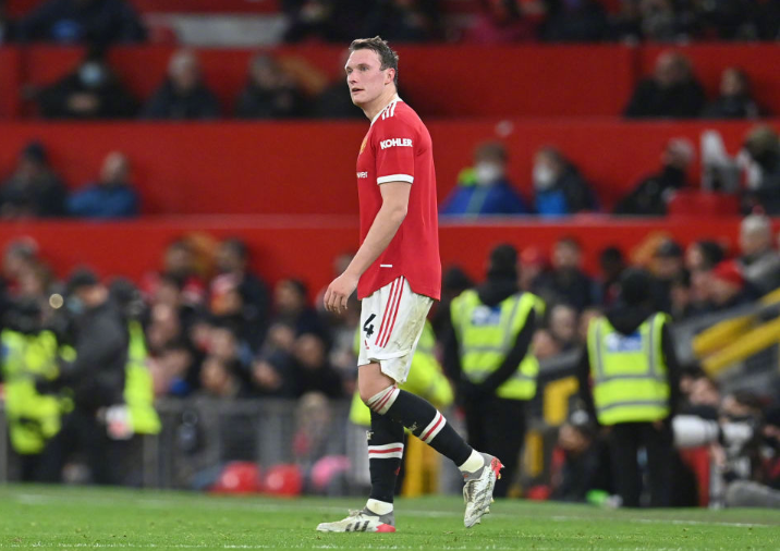  狼队防守反击战术精妙客场全身而退